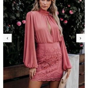 Gorgeous rose/mauve colored long sleeve dress!